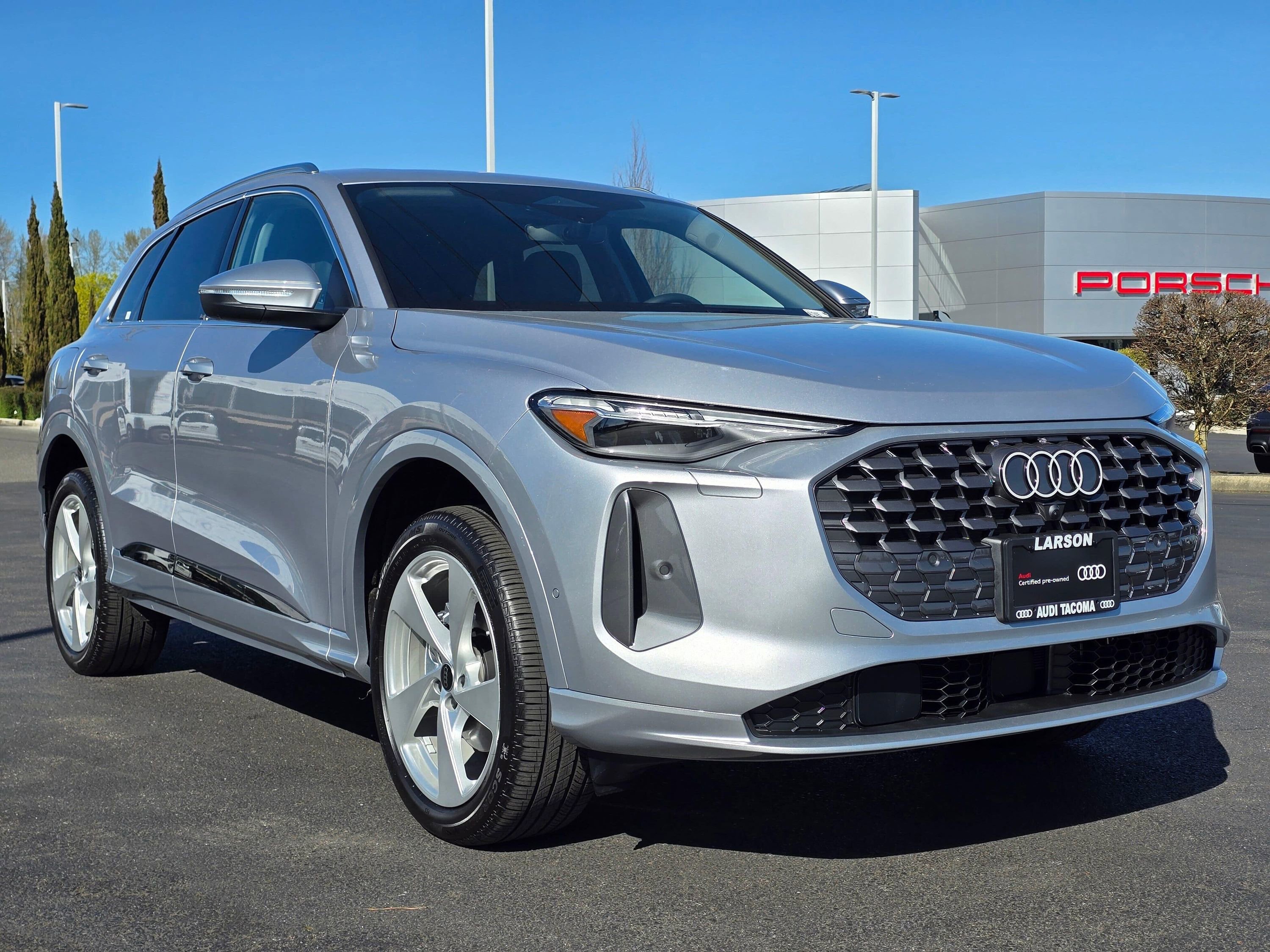 Certified 2025 Audi Q5 Premium w/ Premium Plus AWD/4WD image 7