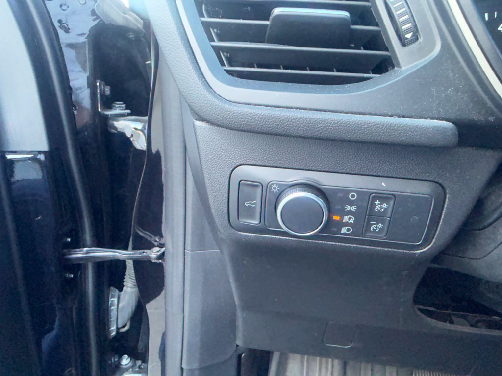 Used 2022 Ford Escape SE w/ SE Sport Appearance Package FWD image 15