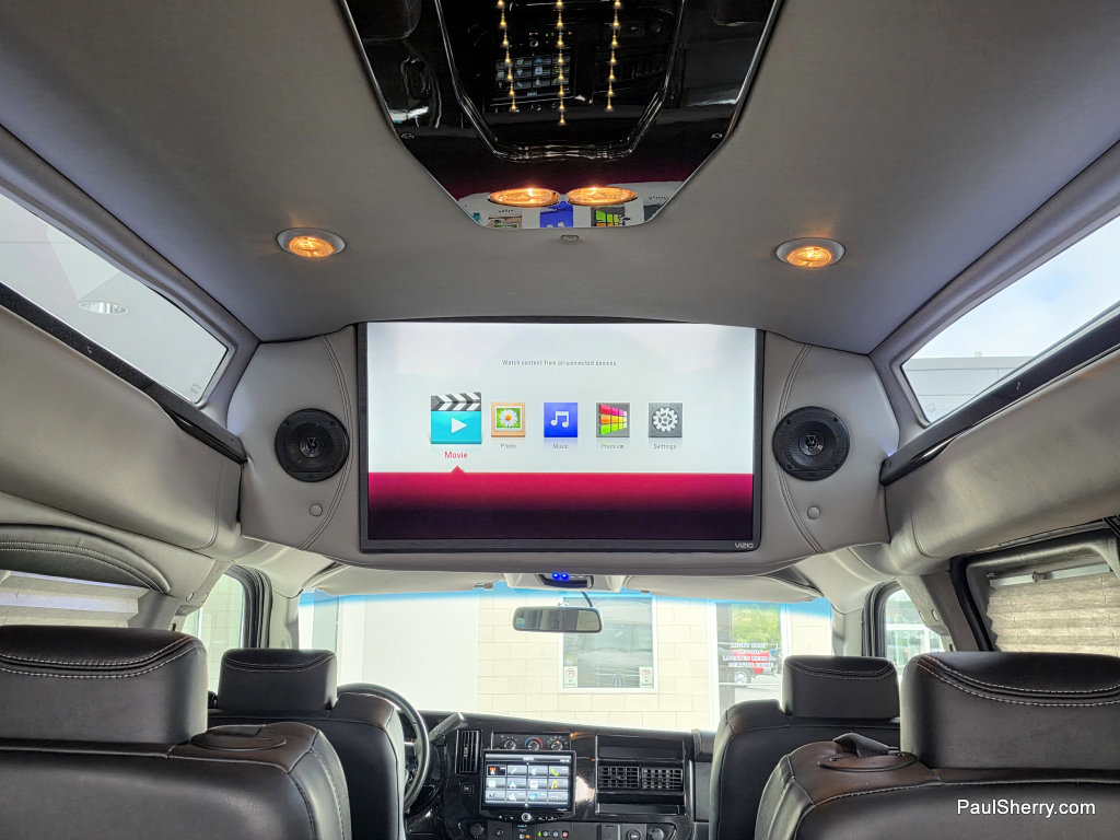 Used 2023 Chevrolet Express 2500 RWD image 34