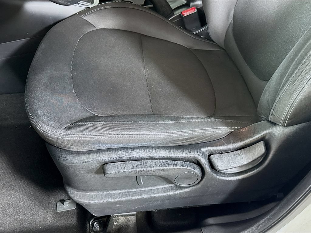 Used 2016 Kia Soul FWD image 21