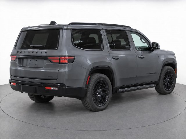 Used 2023 Jeep Wagoneer Series II AWD/4WD image 14