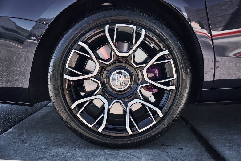 Used 2024 Rolls-Royce Ghost Black Badge AWD/4WD image 22