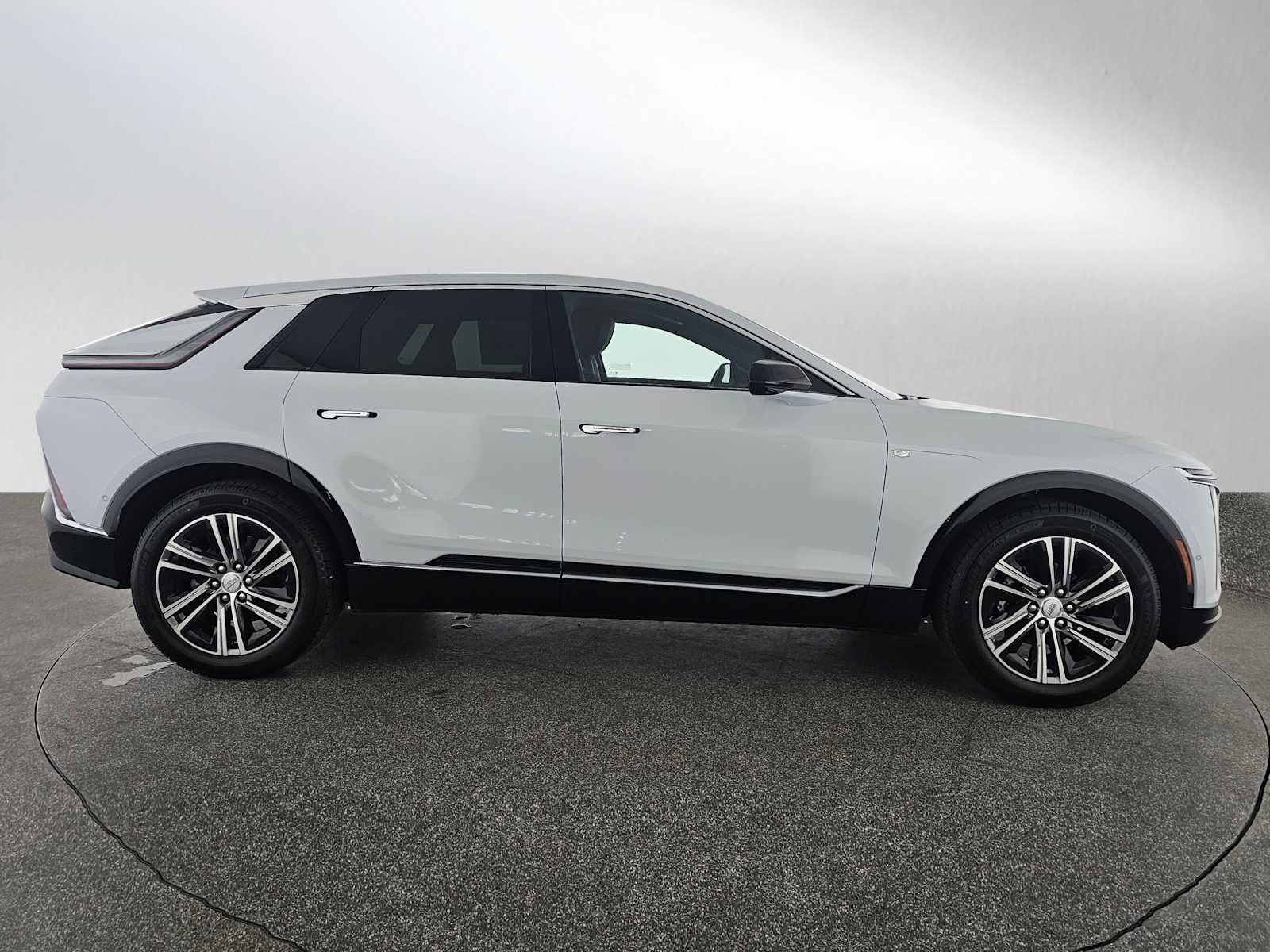 New 2026 Cadillac Lyriq Luxury w/ LPO, Floor Liner Package image 2