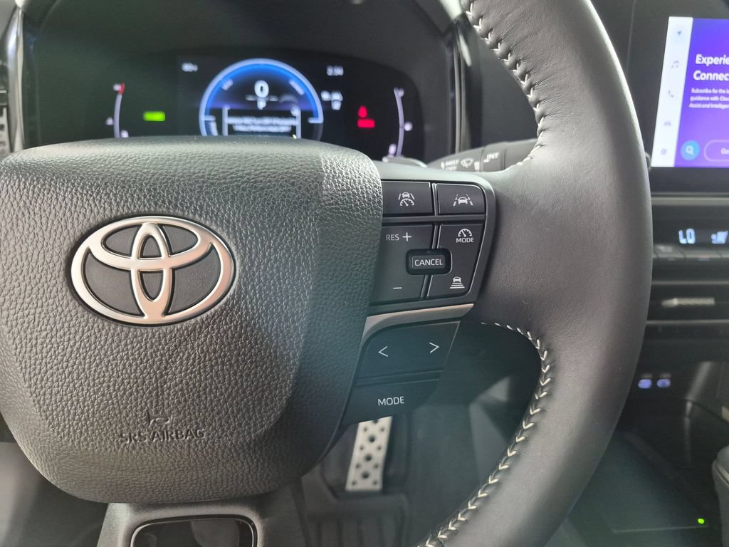 Used 2026 Toyota Camry SE FWD image 14