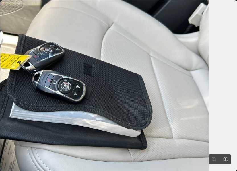 Used 2023 Buick Enclave Essence FWD image 8