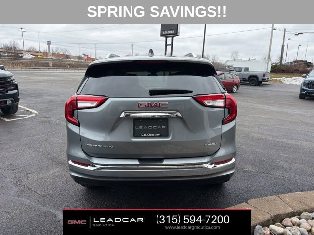Used 2023 GMC Terrain Denali w/ Denali Premium Package image 4