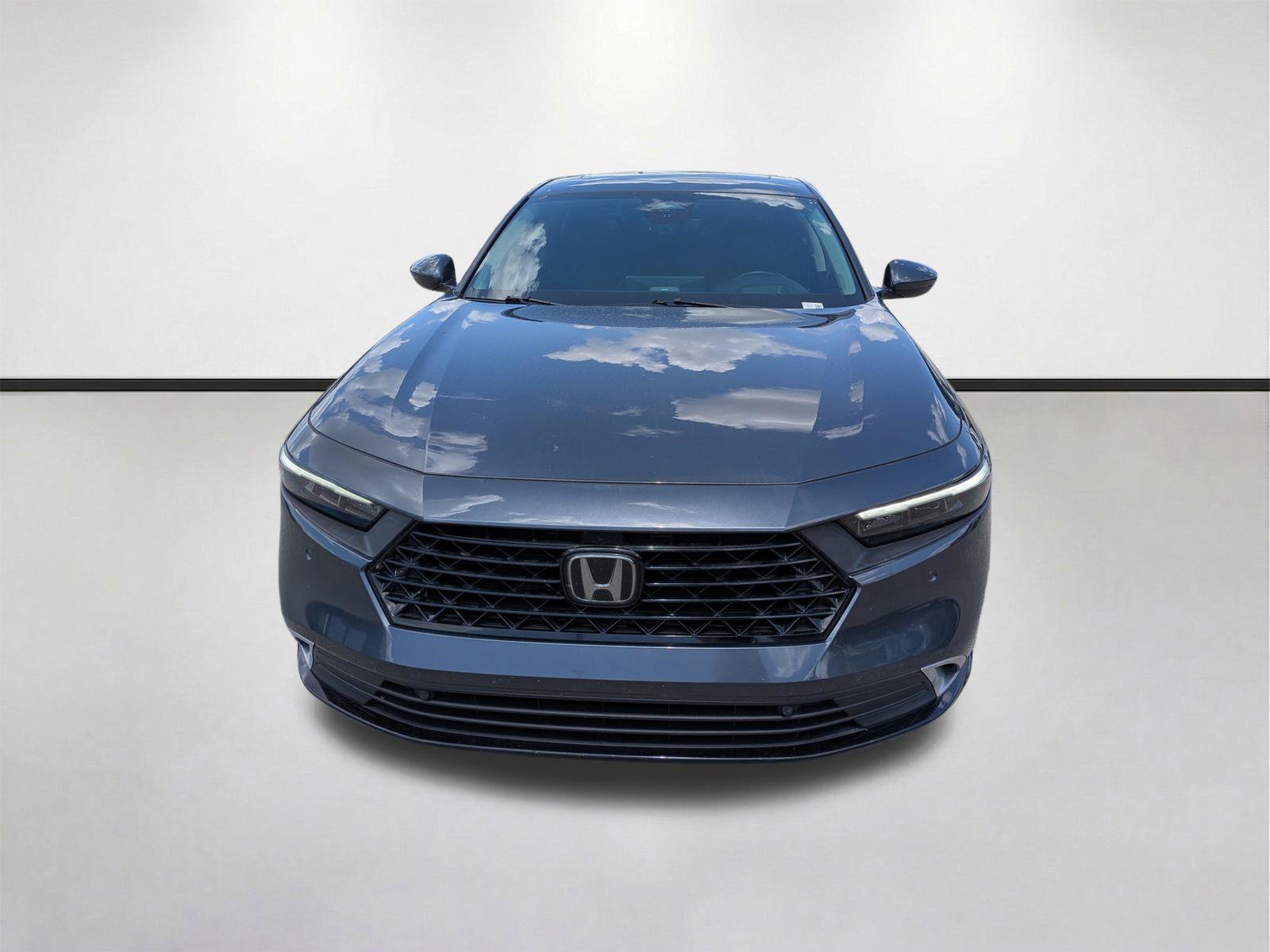 Used 2023 Honda Accord Touring image 9