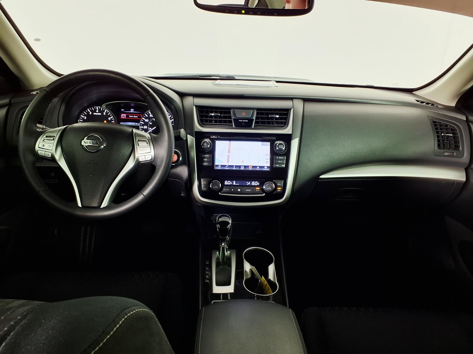Used 2018 Nissan Altima 2.5 SV w/ 2.5 SV Technology Package FWD image 14