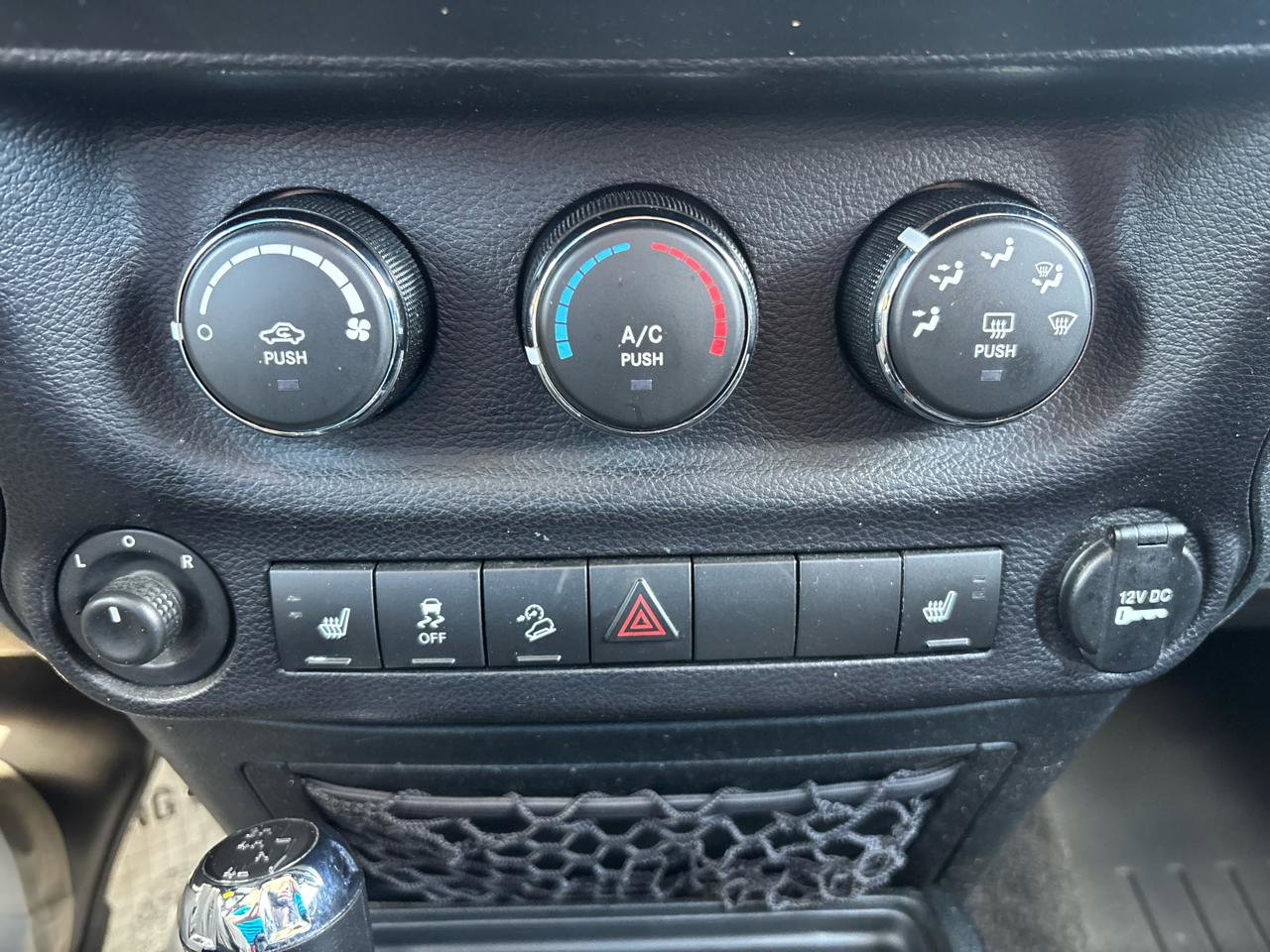 Used 2018 Jeep Wrangler Unlimited Sport S image 22