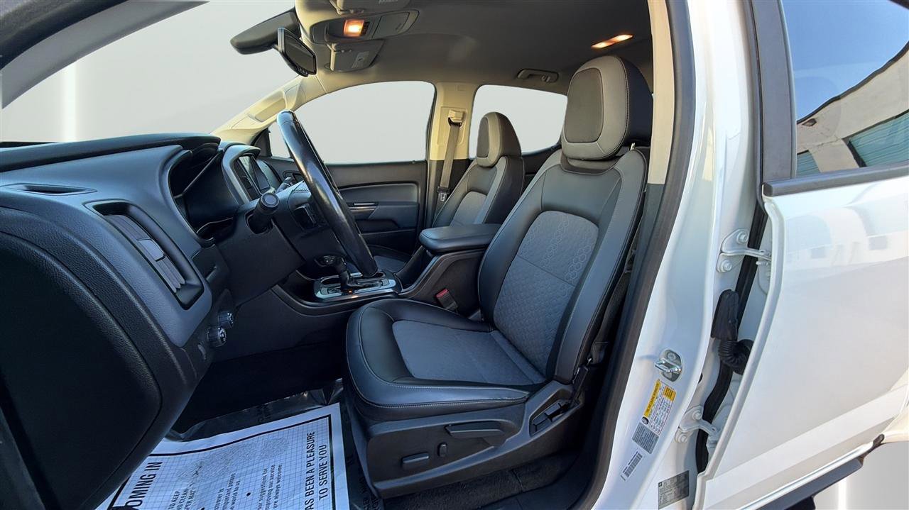 Used 2017 Chevrolet Colorado Z71 image 27