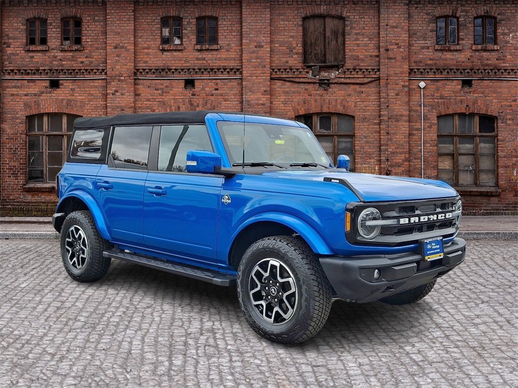 Certified 2022 Ford Bronco Outer Banks image 2