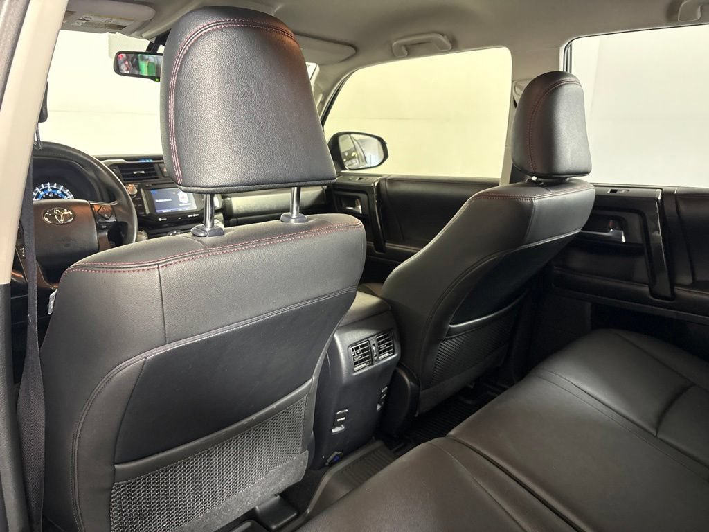 Used 2019 Toyota 4Runner TRD Off-Road Premium AWD/4WD image 25