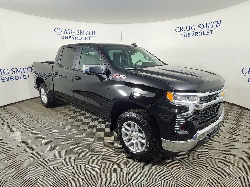 New 2026 Chevrolet Silverado 1500 LT w/ Z71 Off-Road Package AWD/4WD image 7