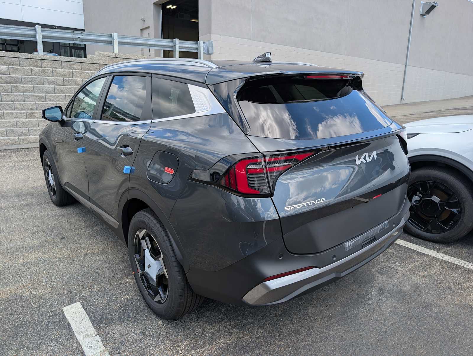 New 2026 Kia Sportage EX AWD/4WD image 9