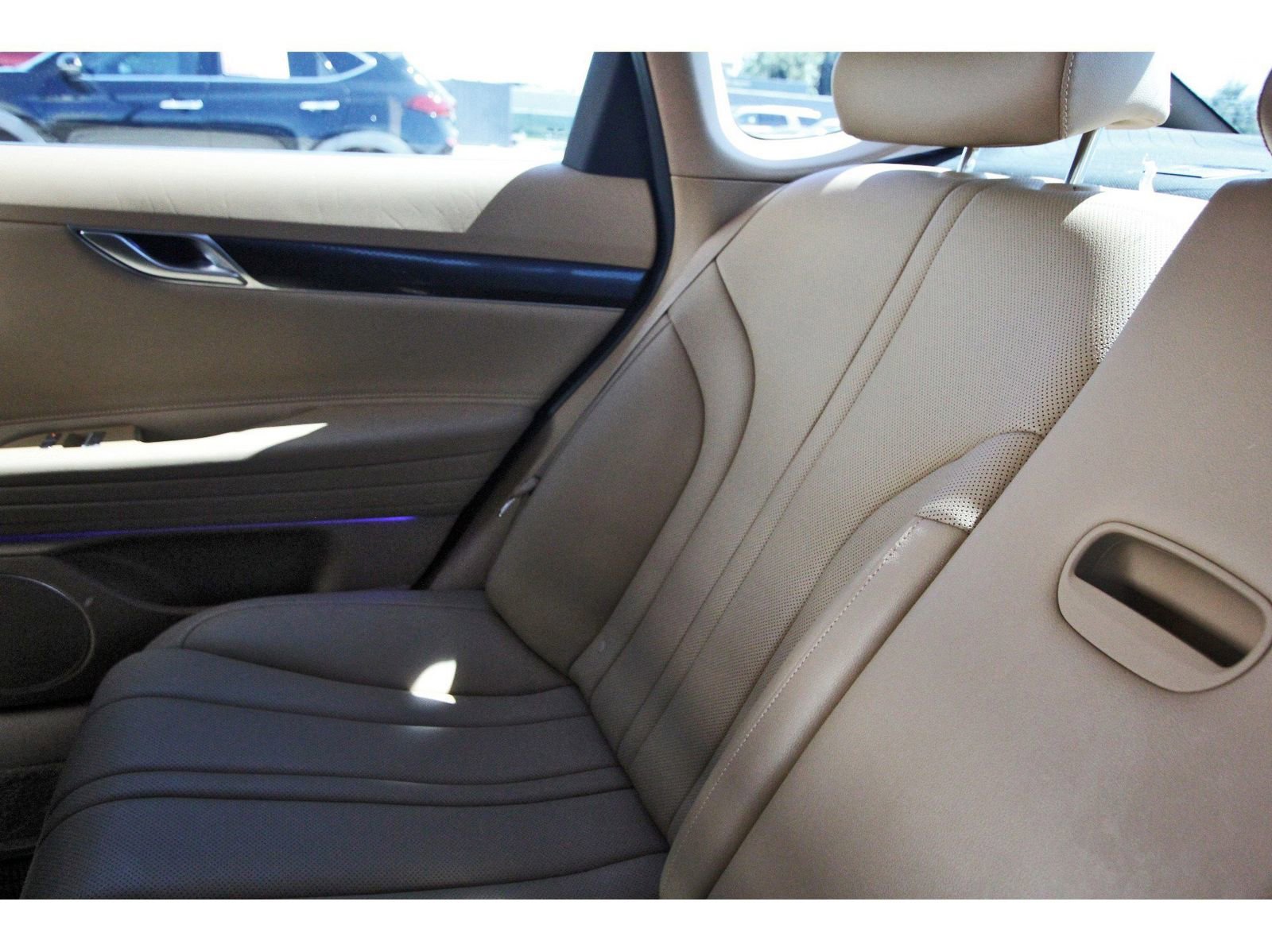 Used 2025 Genesis G80 2.5T image 13