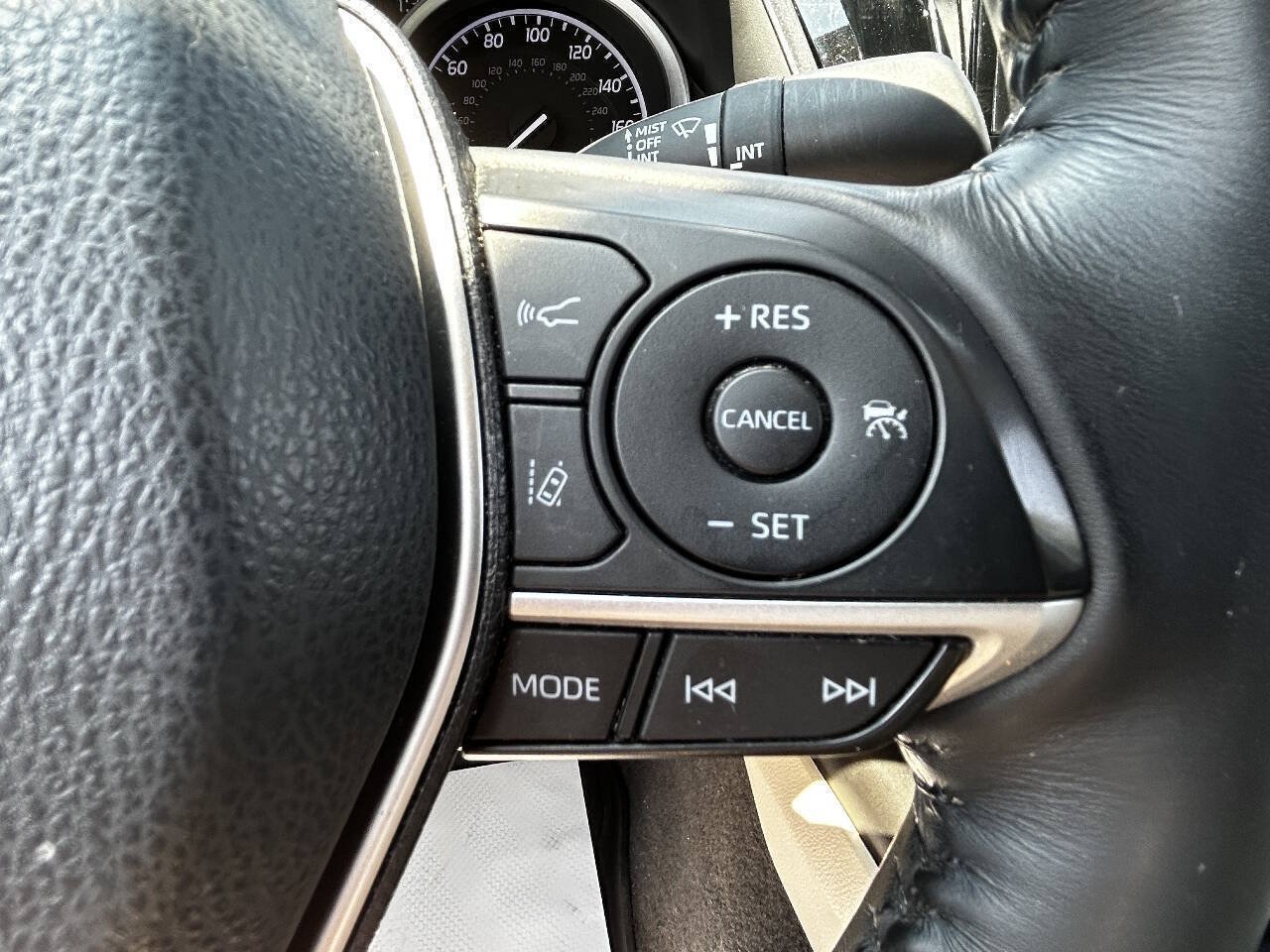 Used 2021 Toyota Camry XLE AWD/4WD image 20