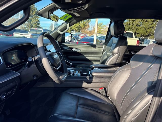 Used 2022 Jeep Wagoneer Series III w/ Flexible Seating Group image 6