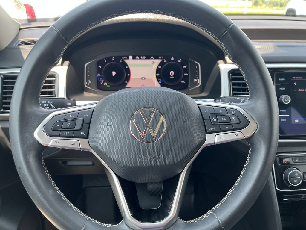 Used 2022 Volkswagen Atlas SEL AWD/4WD image 14