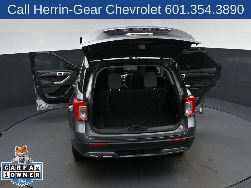 Used 2023 Ford Explorer XLT w/ Equipment Group 202A AWD/4WD image 48