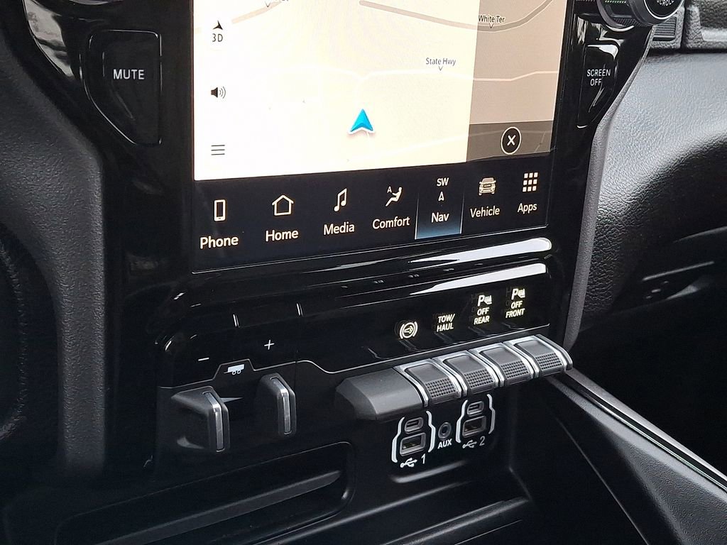 Used 2024 RAM 2500 Rebel w/ Towing Technology Group image 13