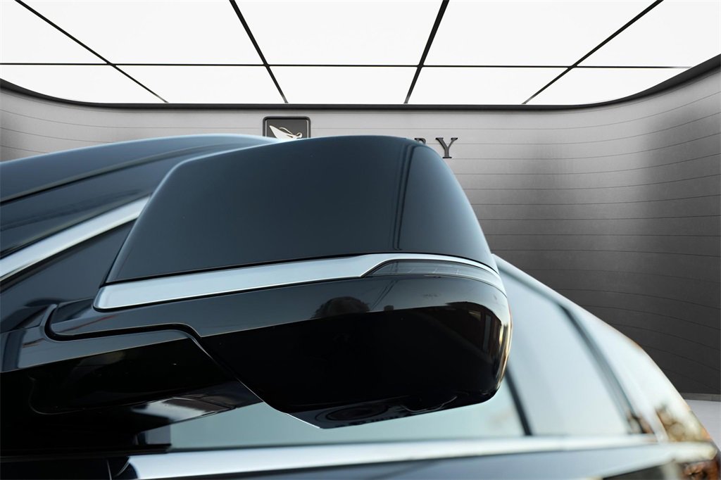 Used 2020 Cadillac Escalade ESV 4WD image 9