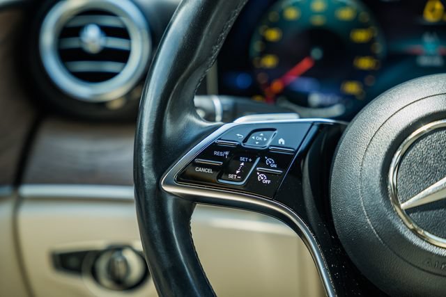 Used 2023 Mercedes-Benz E 350 4MATIC Sedan image 29