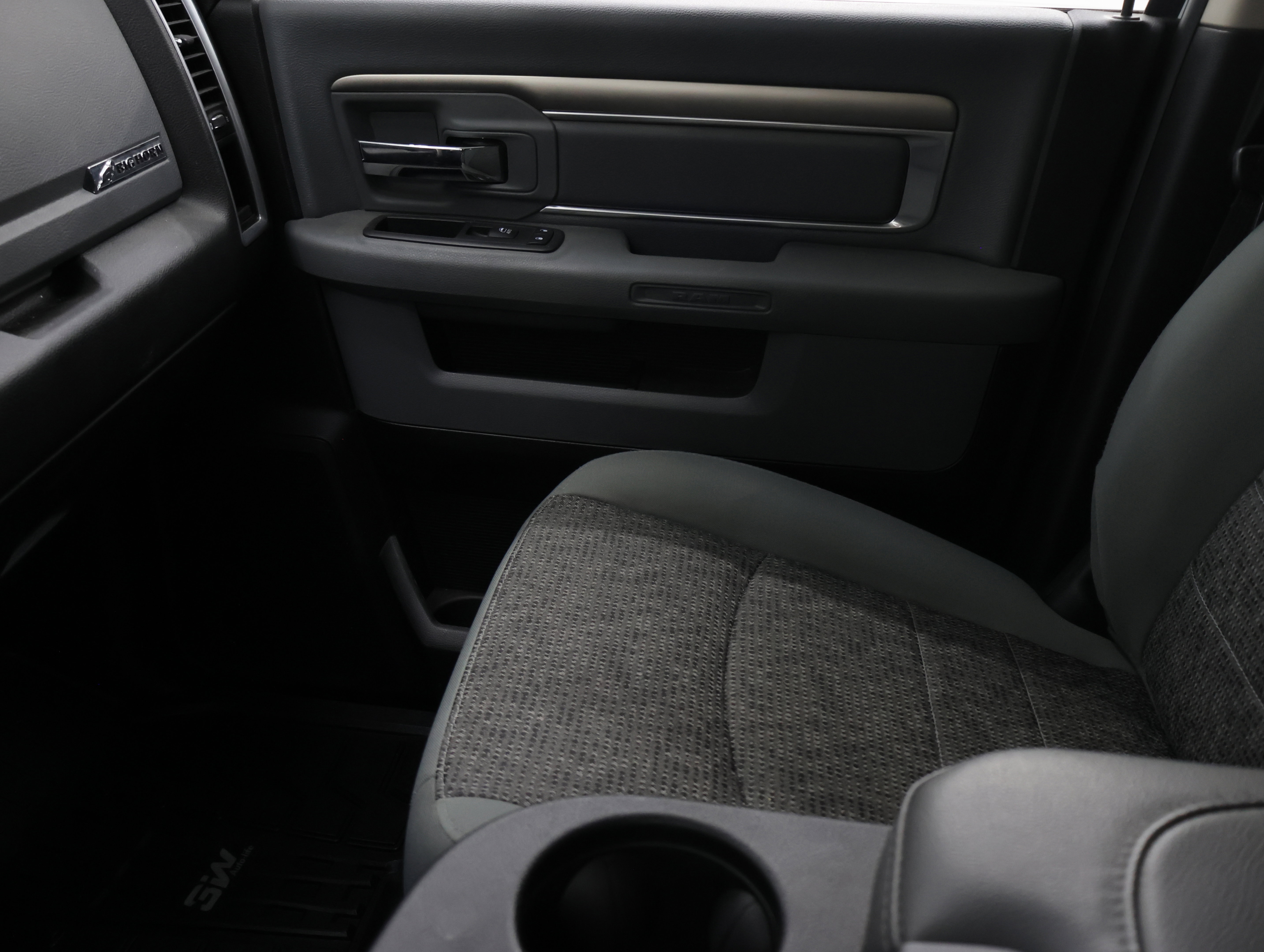Used 2018 RAM 2500 Big Horn AWD/4WD image 12