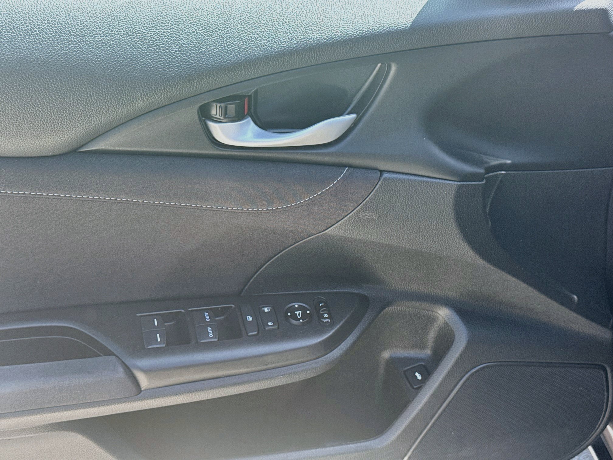 Used 2022 Honda Insight EX image 16