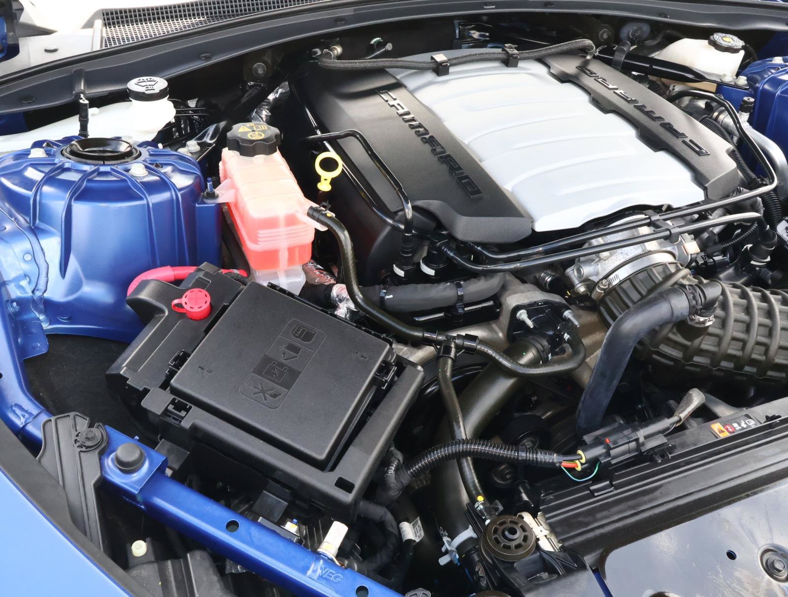 Used 2023 Chevrolet Camaro SS RWD image 19
