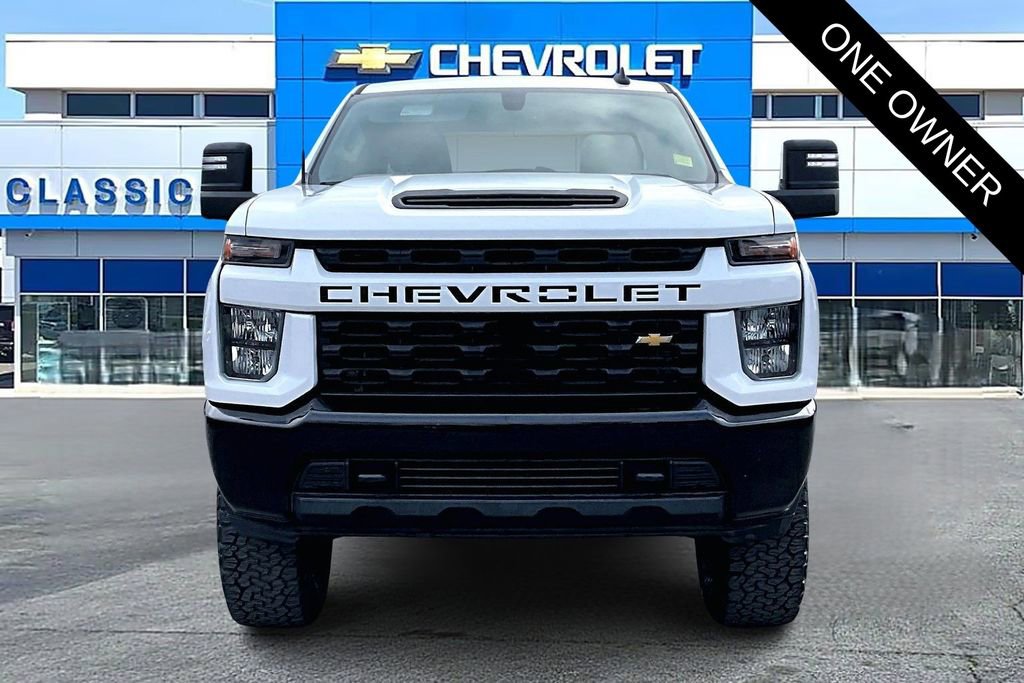 Used 2020 Chevrolet Silverado 2500 Custom w/ Custom Value Package image 2
