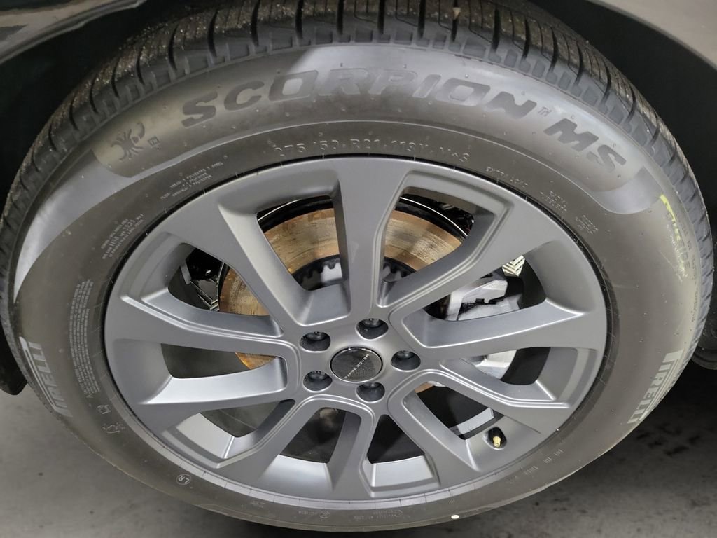 New 2026 Land Rover Range Rover Sport SE image 10