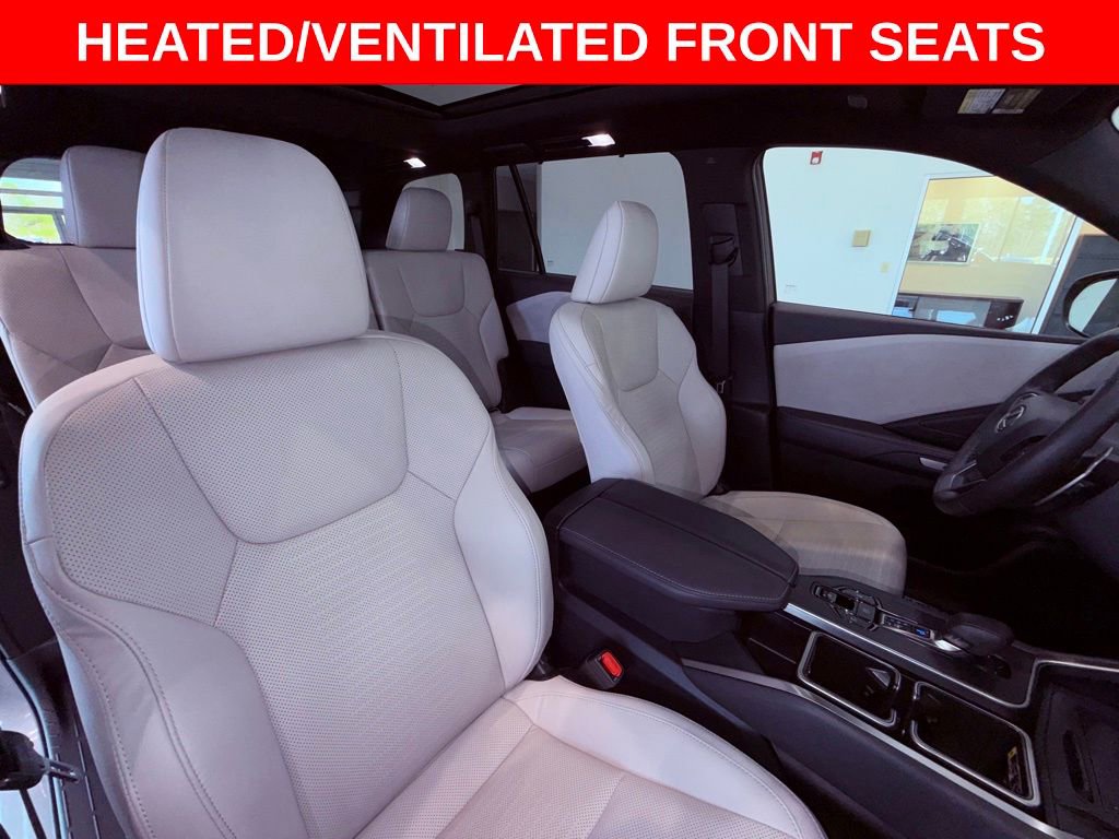 Used 2024 Lexus TX 350 350 Premium PANO ROOF/TECH PKG image 16