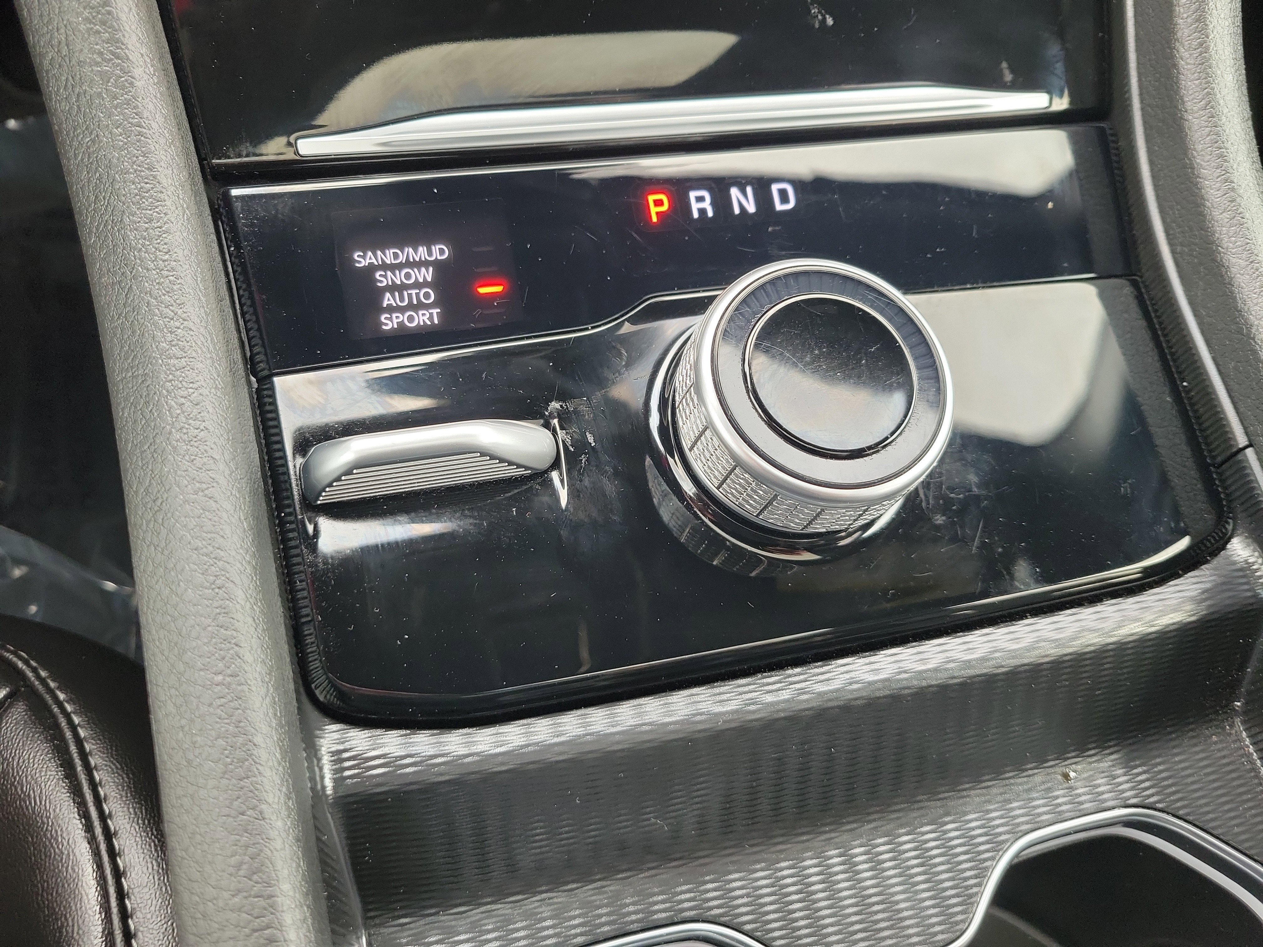 Used 2025 Jeep Grand Cherokee Limited AWD/4WD image 24