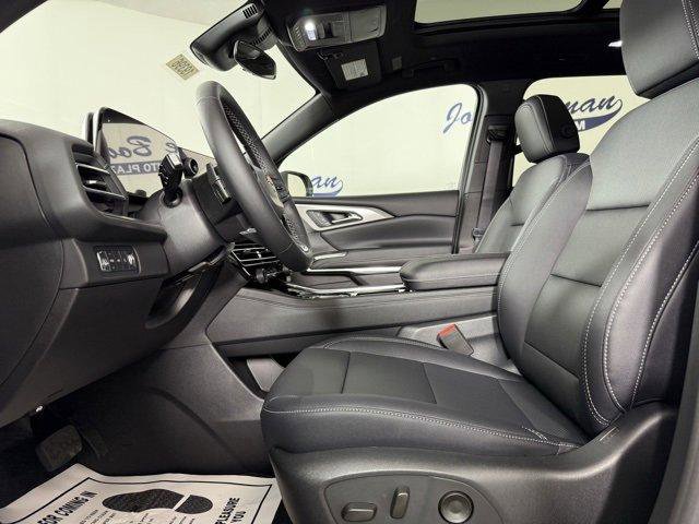 New 2026 Chevrolet Traverse LT w/ Sun and Wheel Package image 13
