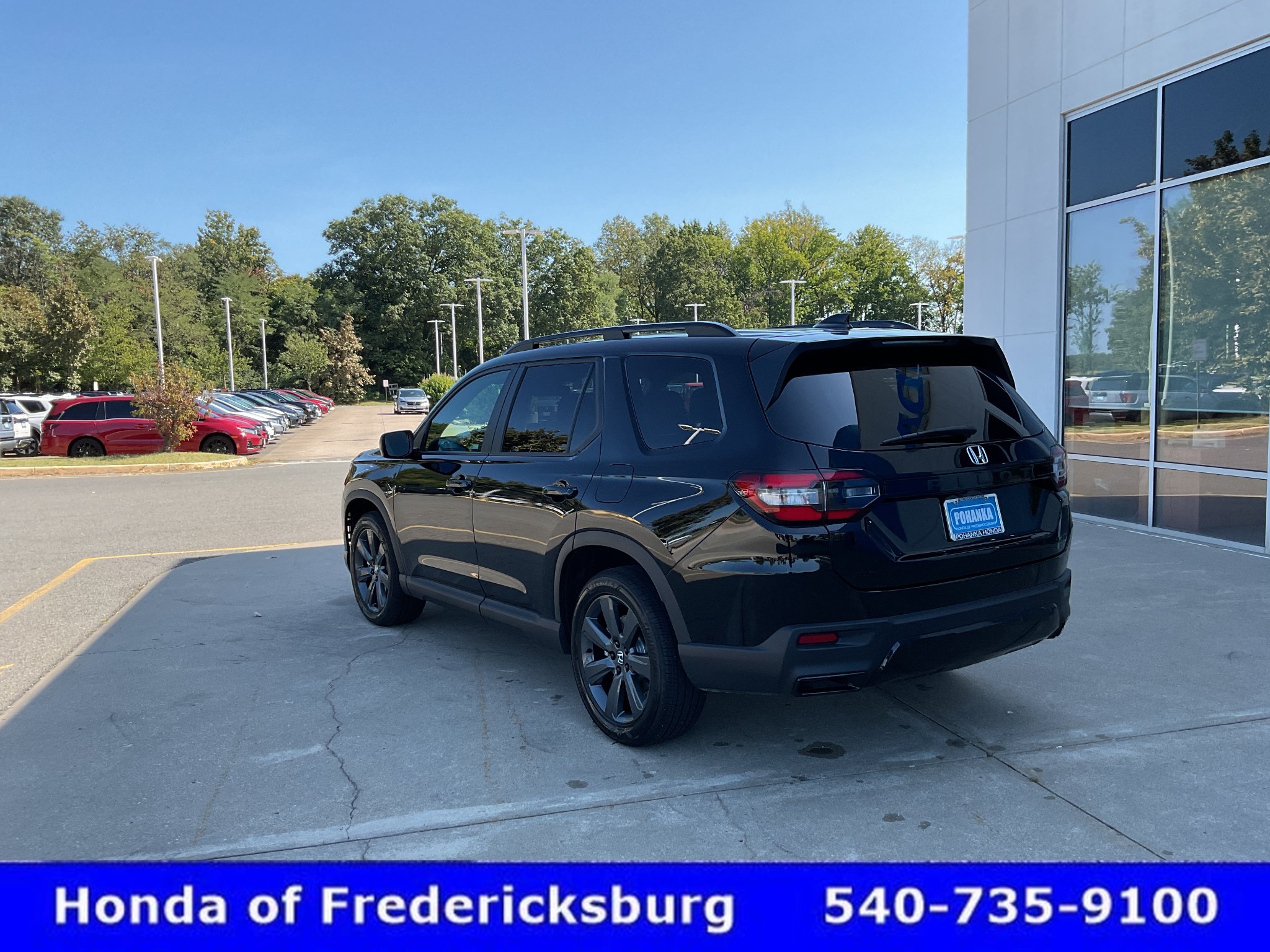 Used 2026 Honda Pilot Sport image 3