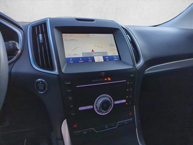 Used 2019 Ford Edge Titanium image 10