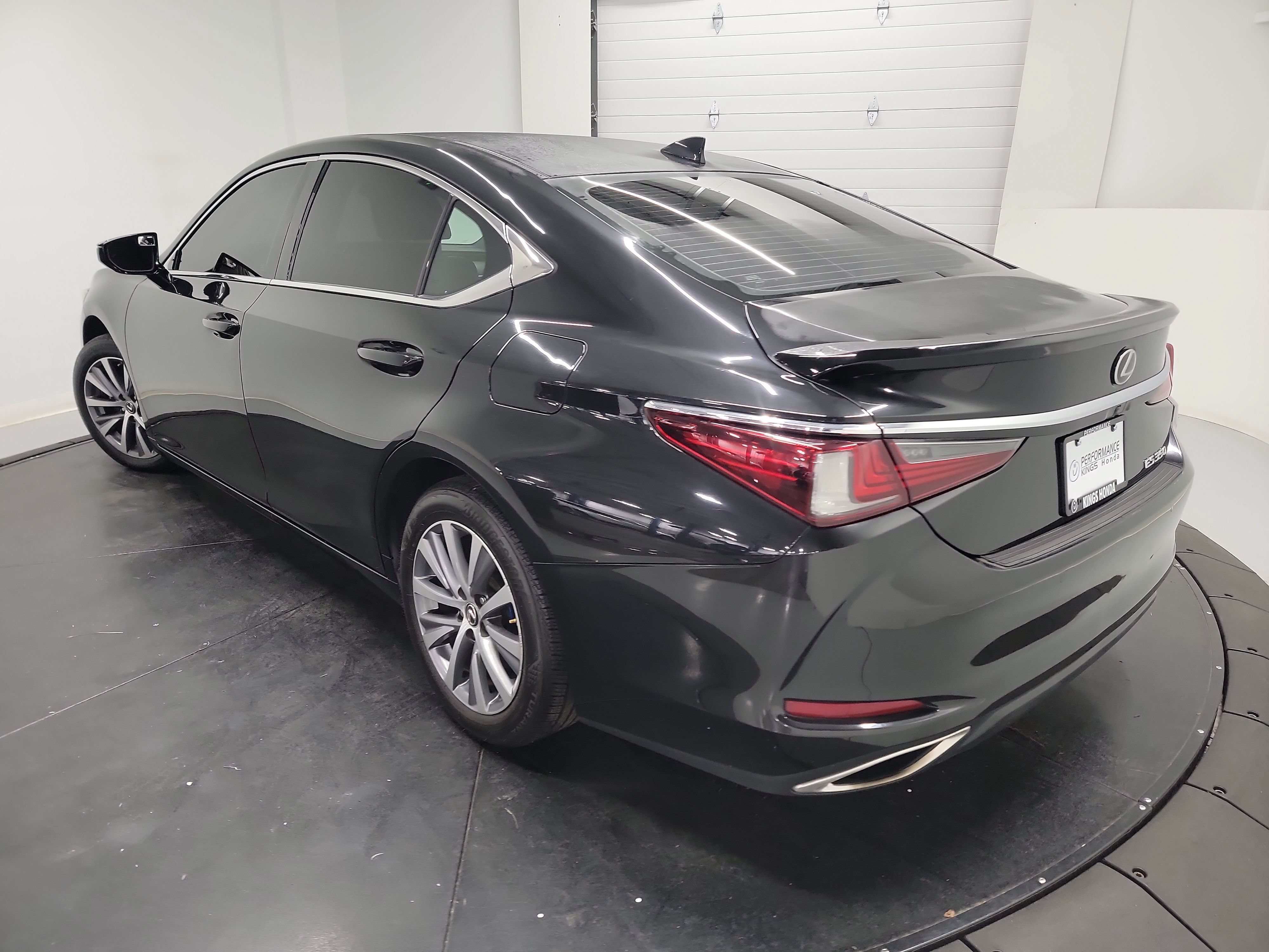 Used 2019 Lexus ES 350 w/ Premium Package FWD image 6