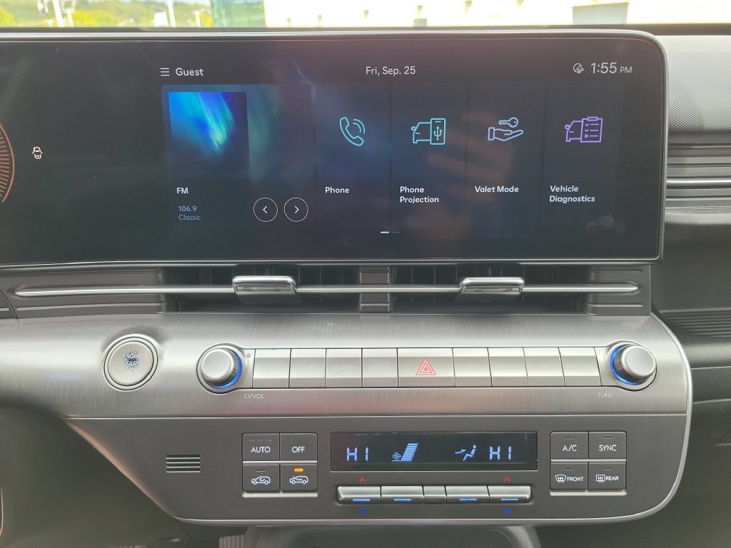 Used 2025 Hyundai Kona SEL FWD image 19