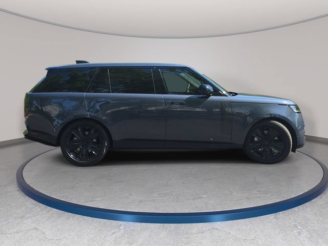 New 2026 Land Rover Range Rover Long Wheelbase SE AWD/4WD image 4