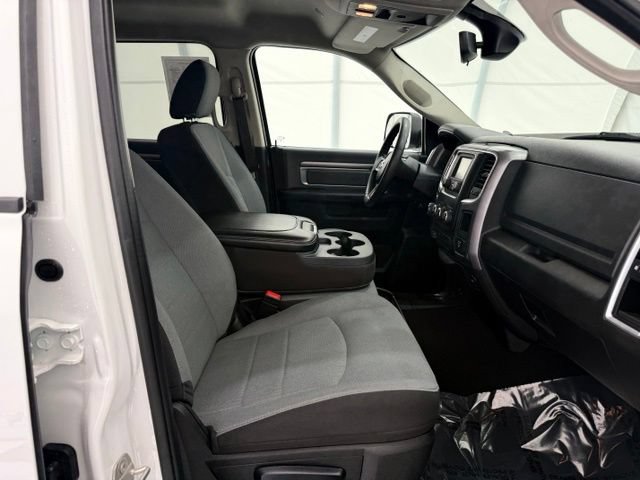 Used 2023 RAM 1500 Classic SLT AWD/4WD image 20