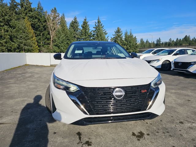 Used 2025 Nissan Sentra SR w/ SR Premium Package image 2