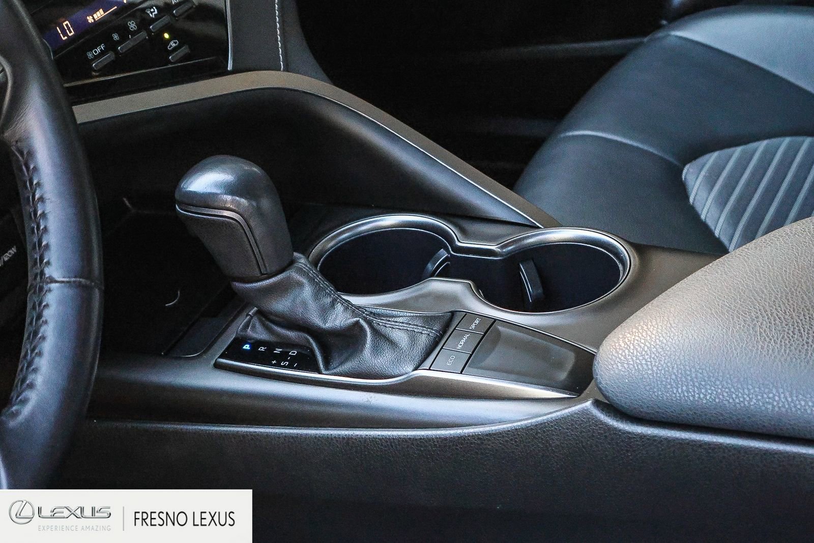 Used 2024 Toyota Camry SE image 20