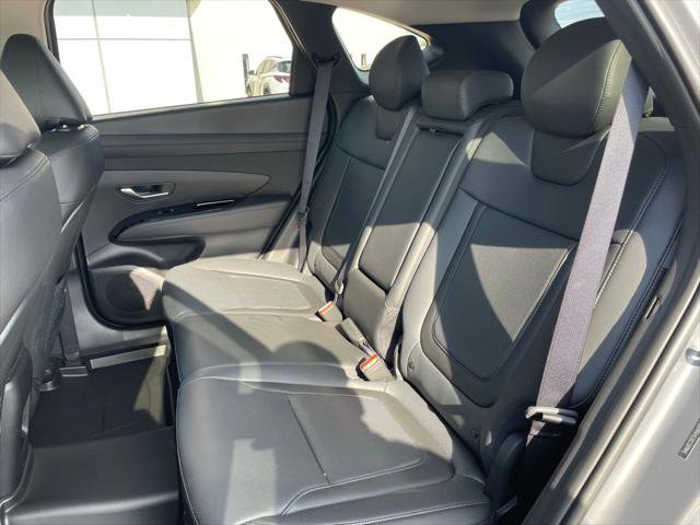 Used 2025 Hyundai Tucson Limited AWD/4WD image 12