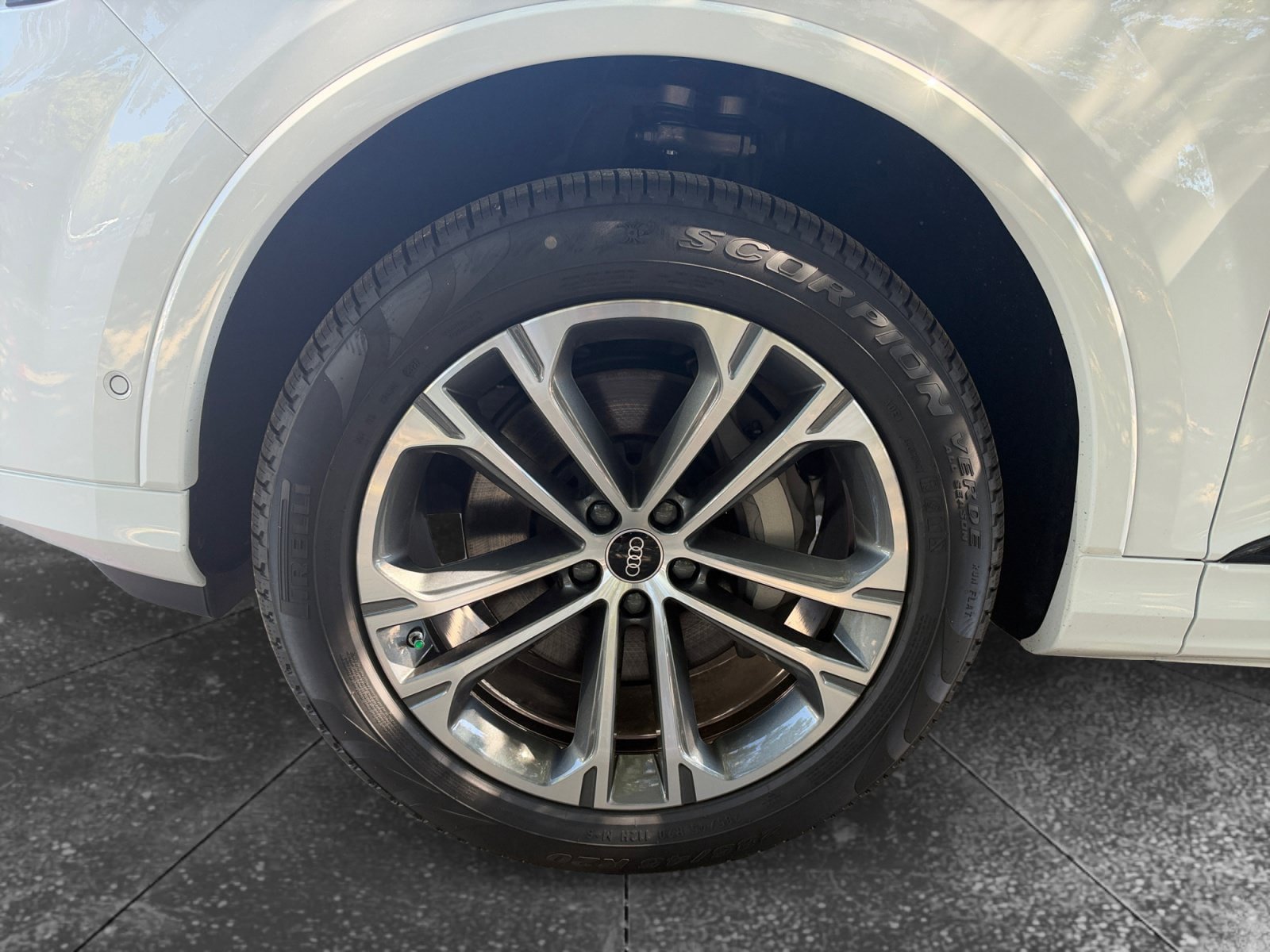 New 2026 Audi Q7 2.0T Premium AWD/4WD image 9