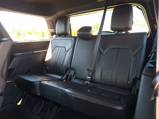 Used 2018 Ford Expedition Limited AWD/4WD image 12