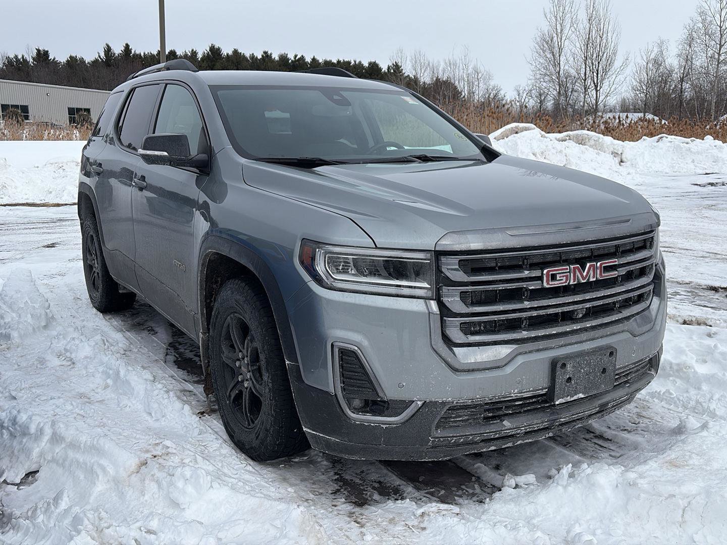 Used 2023 GMC Acadia AT4 w/ Technology Package image 2
