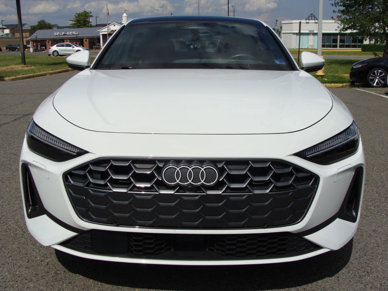 Used 2025 Audi A5 2.0T Premium Plus w/ Premium Plus AWD/4WD image 2