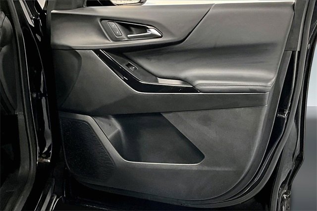 Used 2025 Chevrolet Equinox LT image 25