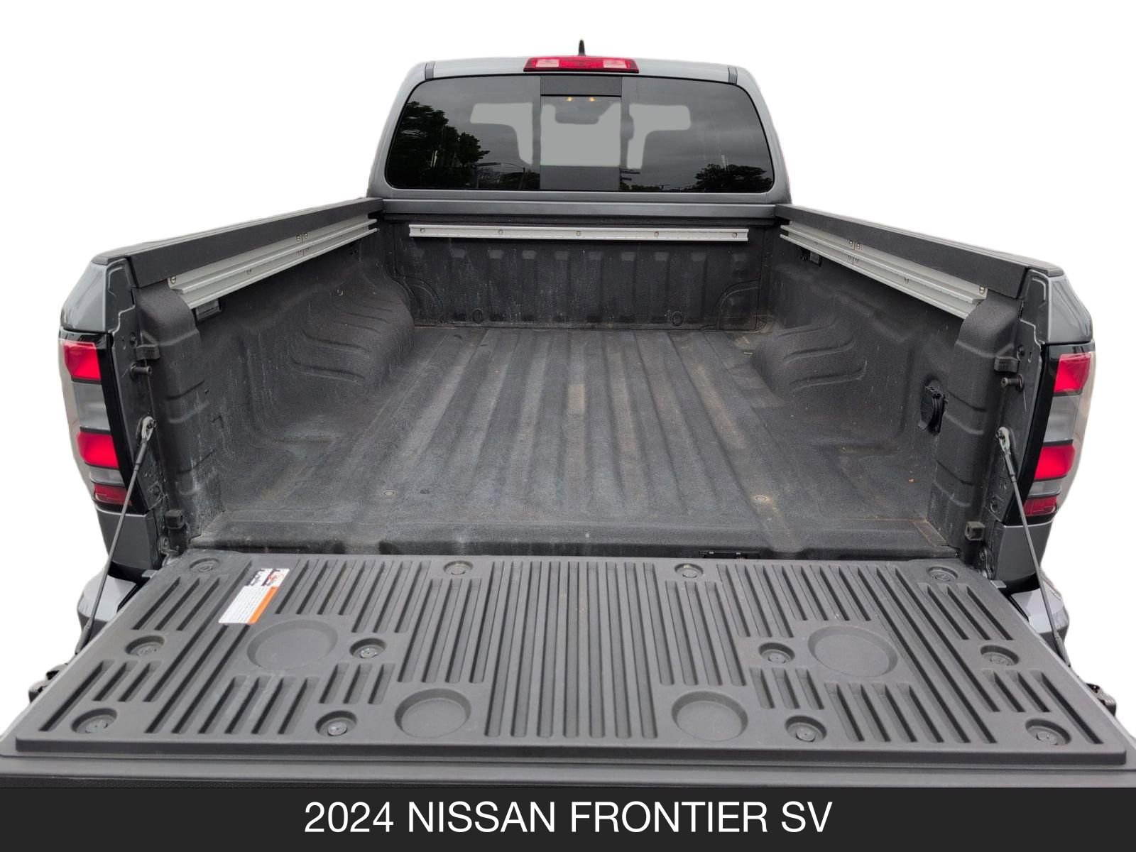Used 2024 Nissan Frontier SV w/ SV Convenience Package image 20