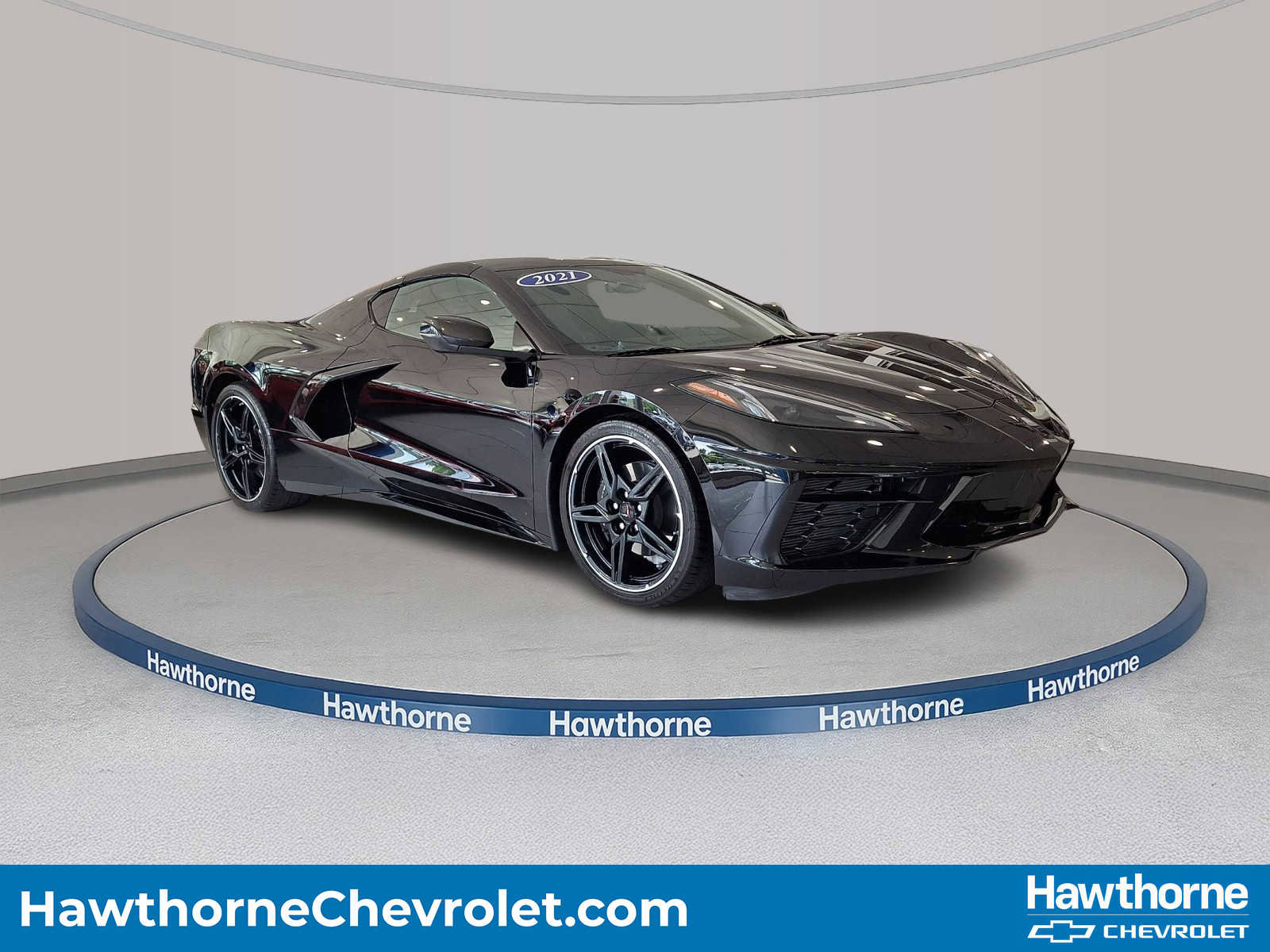 Used 2021 Chevrolet Corvette Stingray Coupe w/ Engine Appearance Package RWD image 1
